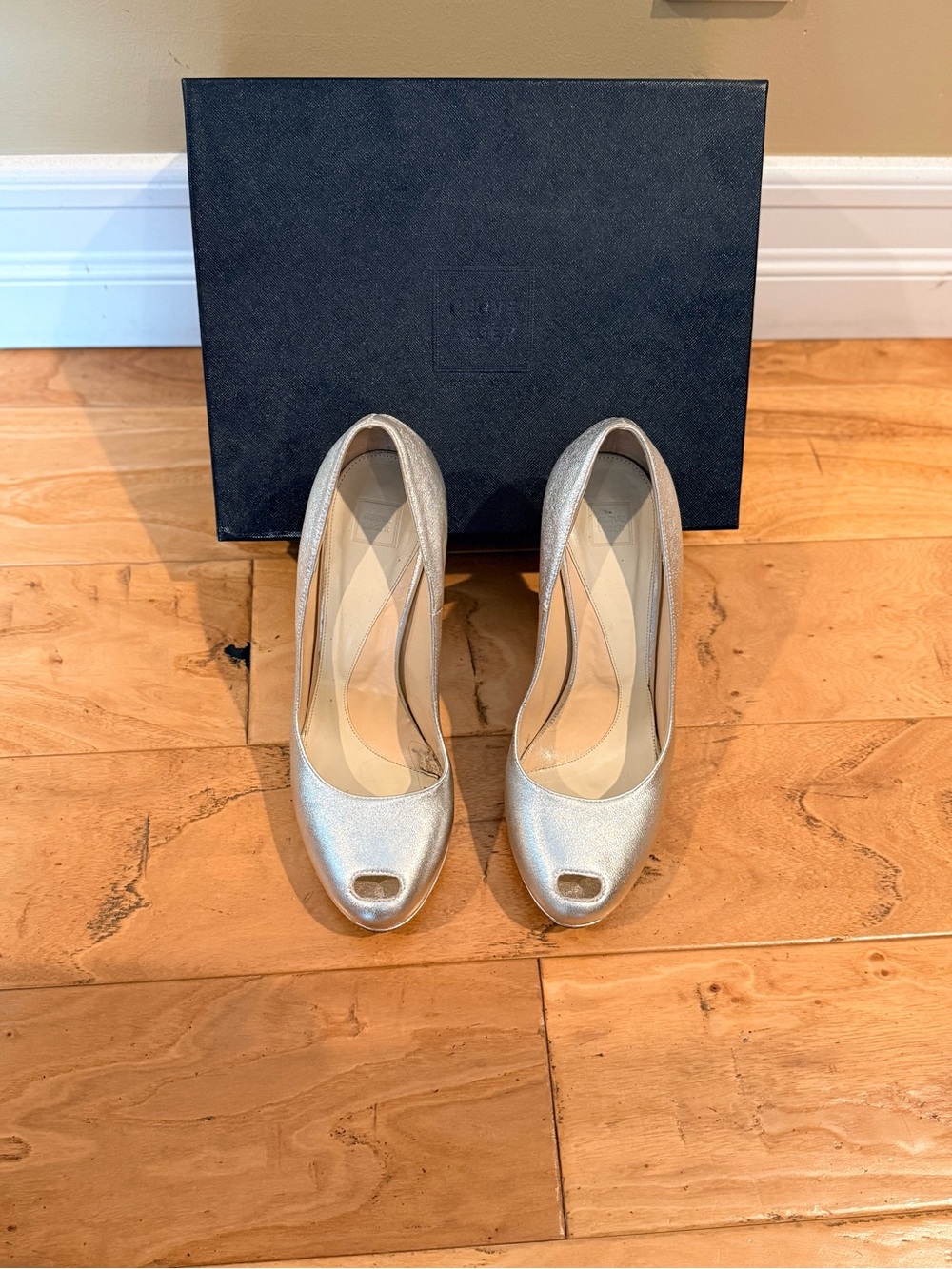 Herve Leger Silver Metallic Peep-Toe Pumps